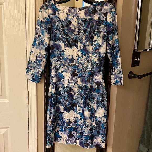 Winter Floral Badgley Mischka Dress Size 0 - Picture 4 of 5